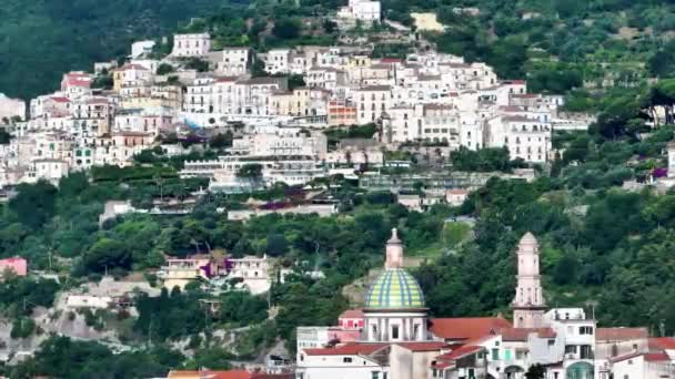 Ositano Destino Turístico Costa Amalfitana Itália Vista Aérea Casas Coloridas — Vídeo de Stock
