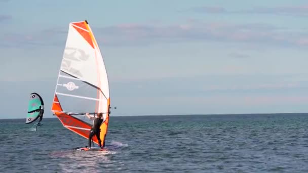 Moderne Vand Sport Hydrofoil Ride Havet Ved Hjælp Vingen Vindens – Stock-video