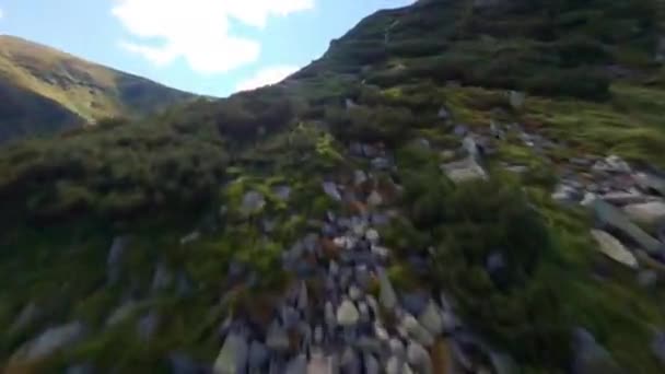 Fpv Hermosa Vista Del Pico Rocoso Montaña Spitz Las Montañas — Vídeo de stock