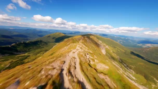 Fpv Όμορφη Θέα Της Βραχώδους Κορυφής Του Βουνού Spitz Στα — Αρχείο Βίντεο