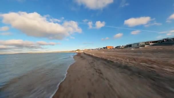 Fpv Klitmoller Smooth Waves Magical Sandy Beach Fabulous Blue Water — Αρχείο Βίντεο