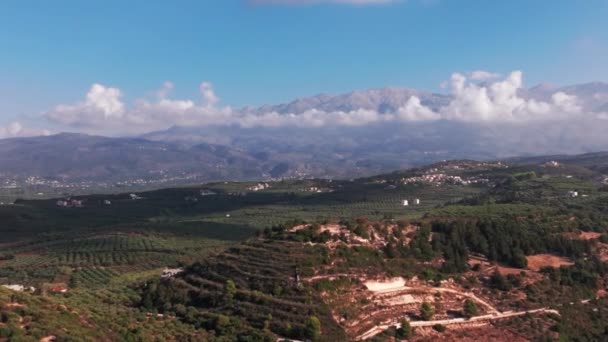 Montaña Vista Aérea Isla Creta Grecia Paisaje Montaña Olivares Viñedos — Vídeos de Stock