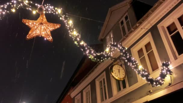 Украшен Рождественских Праздников Дания Копенгаген Выборг Торговая Улица Историческом Центре — стоковое видео