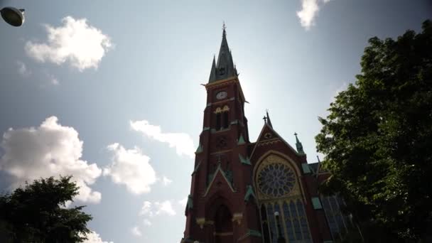 1893년 에드워드 오스카 프레드릭 교회와 배경에 아름다운 도시의 전망에 지어진 — 비디오