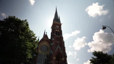  Oscar Fredriks Kilisesi, 2 Nisan 1893 'te Piskopos Edvard Herman Rohde tarafından inşa edildi. Kilise, Oscar Fredrik kilisesi manzarası ve arka plandaki güzel şehir., 