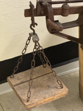 Antika ağırlık terazileri, antika dengelenmemiş ağırlık terazisi