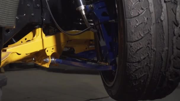 Akort Araba Motor Garajda Sürüklenen Araba Araba Servisi Yakından Benzin — Stok video