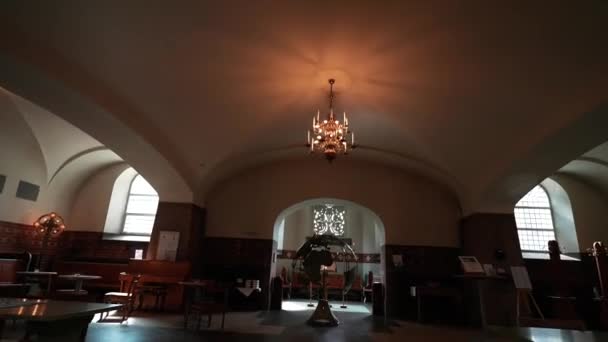 哥德堡 2018年4月21日 瑞典哥德堡瓦萨教堂 瑞典哥德堡瓦萨教堂 Vasa Church Vasakyrkan 的内部 新罗马式风格 斯堪的纳维亚半岛 — 图库视频影像