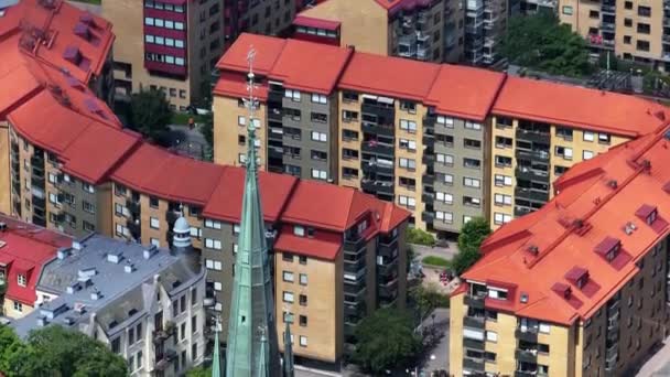 Vista Aérea Panorâmica Cidade Velha Com Igreja Oscar Fredrik Lindo — Vídeo de Stock