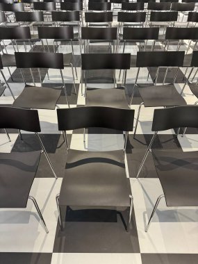 Oturma odaları, büyük boş modern seminer, konferans salonu. 