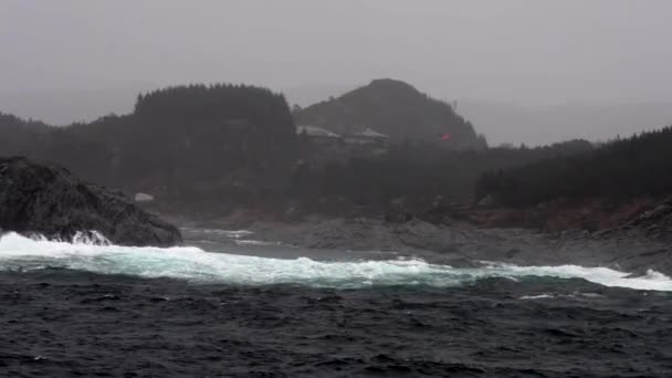 Круиз Норвегии Вид Море Лодки Вид Горы Лодки Водопады Круизные — стоковое видео
