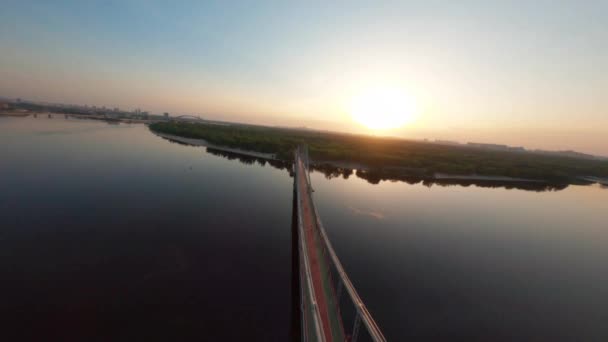 Fpv Passerelle Piétonne Kiev Pont Sur Rivière Dnipro Heure Drone — Video