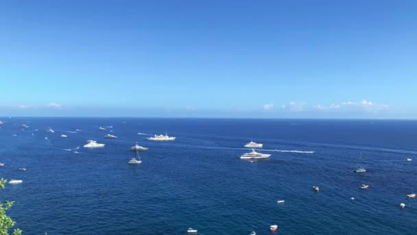 Vista Aérea Barco Vela Iates Mar Mediterrâneo Muitos Barcos Navios — Vídeo de Stock