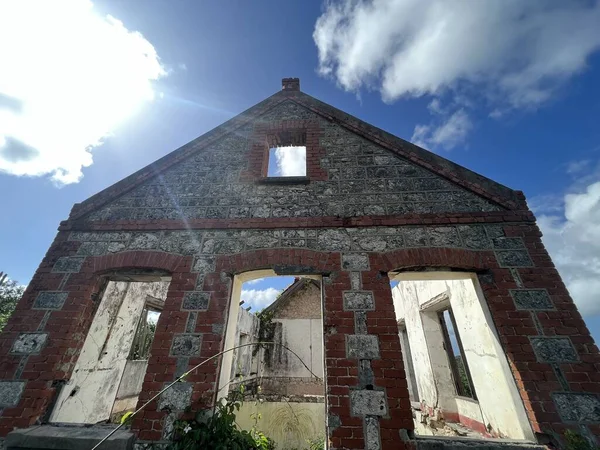 放棄された工業用マンガン鉱山ニュートン キュラソーにあるランドイス ジェレミの建物 高品質の写真 — ストック写真