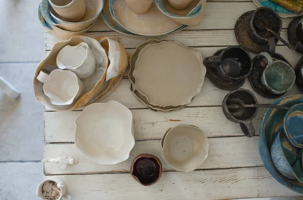 Finished Pottery Glaze Table — Stock Photo, Image
