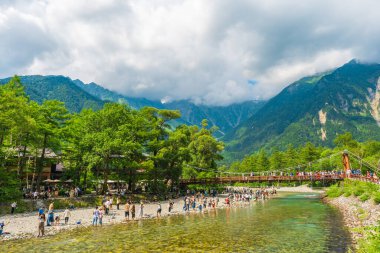 Japonya yazın Kamikochi Alpleri