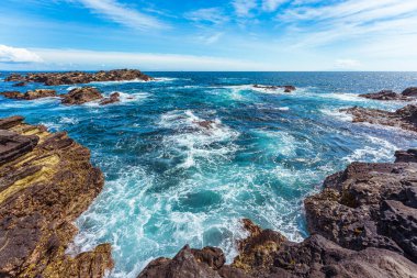 Jogashima Japonya 'da yaz plajında