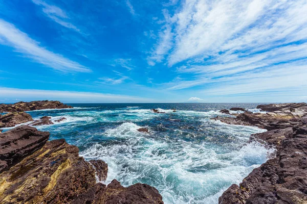 Jogashima Japonya 'da yaz plajında