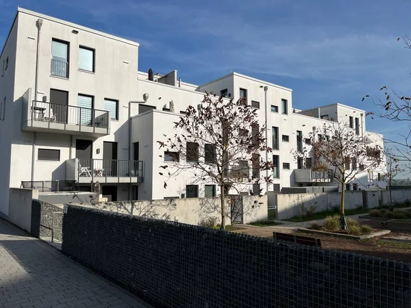 moderne Architektur ein Wohnkomplex mit Eigentumswohnungen