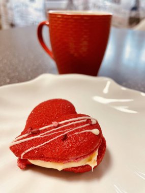 Sevgililer Günü, aşk, duygular, tatlılar, pişirme, kırmızı kalp, tatil, bir fincan kahve