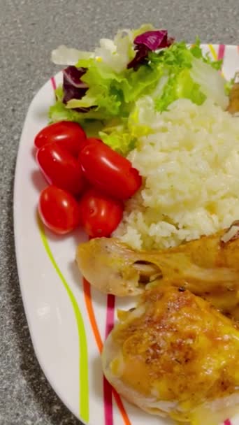 Dinner Rice Eating Salad Chicken Kitchen Health Plate Tomato Cherry — Stock Video