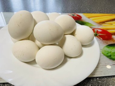 Yumurta, yumurta, aşçı, protein, sarısı, fayda, vitamin eksikliği, vitamin eksikliği, bahar, yemek, sağlık, mutfak, yemek, tabak, masa, beyaz, sarı, kırmızı, yeşil, renkler, lezzetli, iştah açıcı, parlak