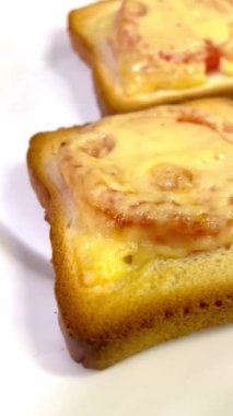 Peynir, sandviç, lezzetli, mutfak, aşçı, yemek, yemek, masa, yararlı, sağlık, domates, ekmek, tost, fırın, evde, çok basit.