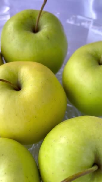 Pomme Pommes Vert Jaune Fruits Vitamines Santé Printemps Savoureux Utile — Video