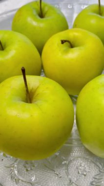 Elma, elma, sarı, yeşil, meyve, vitamin, sağlık, bahar, lezzetli, faydalı, vegan, uzun ömürlü