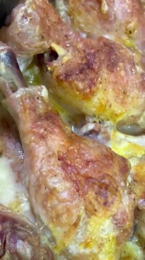 Kızarmış bacak, tavuk budu, tavuk budu, et, kızartma, fırın, güveç, mutfak, aşçı, baharatlar, mayonez, kalori, yağ