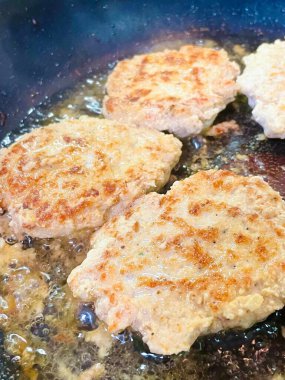 Pirzola, et, tavuk, mutfak, yemek, boynuz, yaylar, makarna, kızartma, yemek, yemek, tereyağı, yağ, kalori, protein, kolesterol, gaz, elektrik, tava, tencere, pencere, kahvaltı, sabah, öğle yemeği