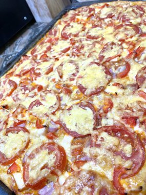 Fırın, pasta, pizza, un, hamur, kalori, yemek, ürün, yemek, lezzetli, iştah açıcı, peynir, domates, biber, evde, mutfak, masa, fırın, fırın