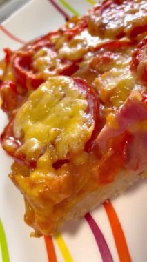 Fırın, pasta, pizza, un, hamur, kalori, yemek, ürün, yemek, lezzetli, iştah açıcı, peynir, domates, biber, evde, mutfak, masa, fırın, fırın