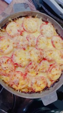 Pişirme, pişirme, mutfak, sebze, kabak, domates, tava, soğan, peynir, kullanışlı, lezzetli, yemek, yemek, evde