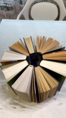 Kitaplar, kitap, kağıt, okuma, yazar, yazar, yazar, yazar, okur, yazar, yaratıcı, sanat, güzel, tasarım, stil, oda, içeride, antika, moda, trend, sayfalar, bilgi, öğrenme, kütüphane, profesör, öğretmen, öğrenme, yaşam, felsefe, psikoloji