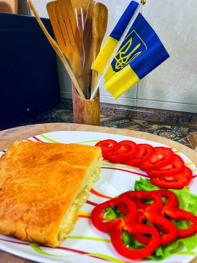 Turta, bayrak, gelenekler, pasta, Ukrayna, ulusal, Ukrayna, hamur, tabak, mutfak, ahşap, aşçı, un, fırın, lezzet, yemek, kalori