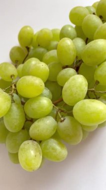 Üzüm Vitaminleri Sağlıklı Vücut Sağlığına Yararlı İnsan Yaşamı Uzun Ömrü Yeşil, Sarı, Beyaz