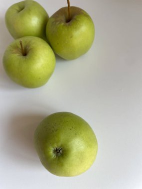 Elma, elma, sarı, yeşil, beyaz, meyve, sebze, yemek, yaz, sonbahar, lezzet, yemek, Ukraynaca, bahçe, hayat, aşk