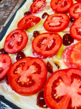 Domates, domates, ketçap, turta, pasta, fırın, pizza, ev, kırmızı, sebze, vitamin, kahvaltı, mutfak, yemek, akşam yemeği.