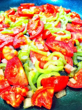 Domates, domates, soğan, biber, yağ, kızartma tavası, gaz, yemek, vitamin, kırmızı, yemek, lezzetli, yeşil