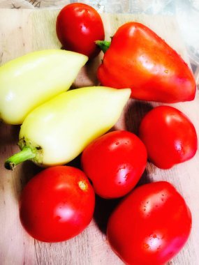 Domates, domates, biber, masa, tahta, mutfak, aşçı, kırmızı, vitamin, sebze, vegan, organik, taze