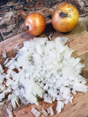 Soğan, ampul, pirzola, masa, kesim tahtası, mutfak, aşçı, beyaz, kahverengi, altın, sulu, vitamin, sebze, vegan, organik, taze