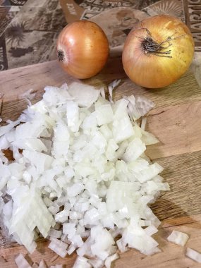 Soğan, ampul, pirzola, masa, kesim tahtası, mutfak, aşçı, beyaz, kahverengi, altın, sulu, vitamin, sebze, vegan, organik, taze