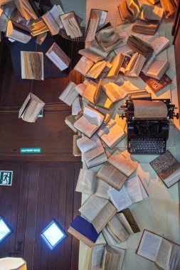 Ukrayna, Lviv, Ukraynaca, mimari, sokak, gökyüzü, uzay, doğa, savaş, hayat, yürüyüş, ilginç, seyahat, seyahat, seyahat, özgürlük, aşk, hayat, turizm, seyahat, tarih, duvar, grafiti, duvarlar, sanat