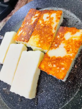 Halloumi, kızarmış peynir, mutfak, aşçı, bal, kızartma tavası, ateş, lezzet, yemek, tabak, kalsiyum, mayalanmış süt, süt.