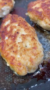 Pirzola, pirzola, tava, yağ, kızartma, et, et, tavuk, domuz, tuz, soba, gaz, cızırtı, aroma, yemek, mutfak, yemek.