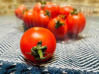 Domates, domates, sebze, sebze, yemek, mutfak, masa, vitaminler, organik, vegan, kırmızı