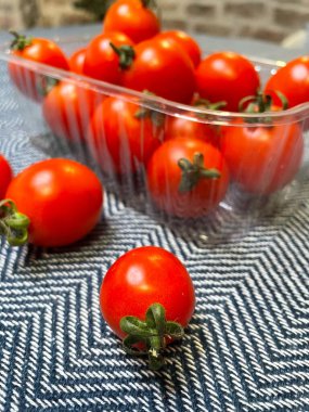 Domates, domates, sebze, sebze, yemek, mutfak, masa, vitaminler, organik, vegan, kırmızı