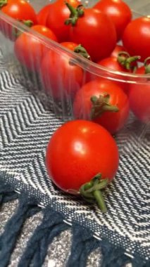 Domates, domates, sebze, sebze, yemek, mutfak, masa, vitaminler, organik, vegan, kırmızı