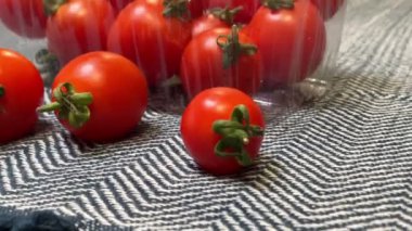 Domates, domates, sebze, sebze, yemek, mutfak, masa, vitaminler, organik, vegan, kırmızı